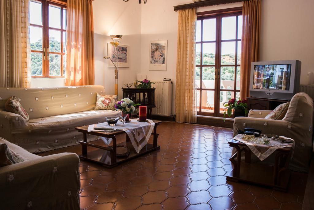 Alexandra Villa Сталос Экстерьер фото